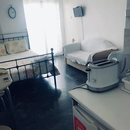Apartment Agioi Theodoroi Beach